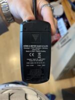 Професионална LED лампа за пиано и нотен пулт König & Meyer – С щипка и димер - Image 4